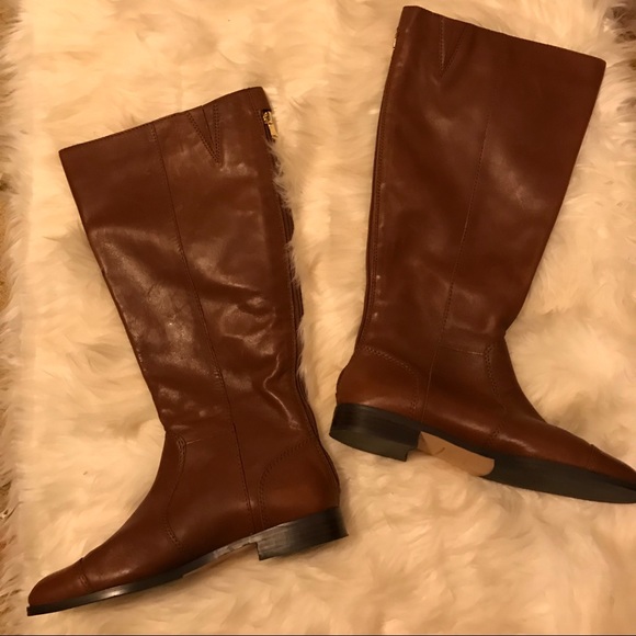 🔥Ann Taylor brown tall boots w/back zipper&gold🔥 - Picture 2 of 6